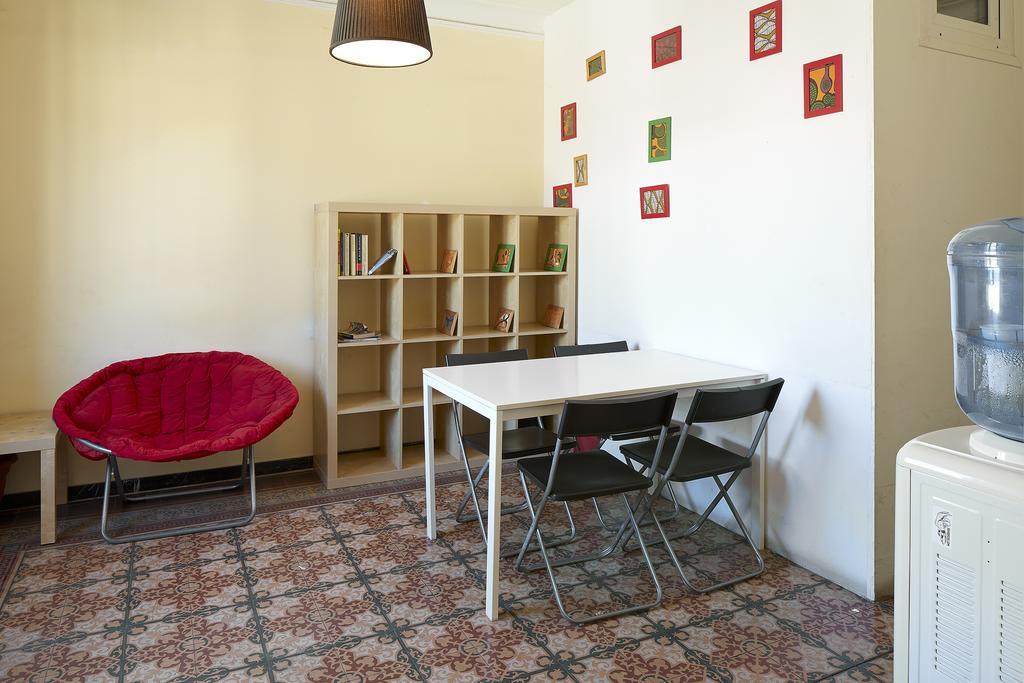 Blue Hostel Barcelona Luaran gambar
