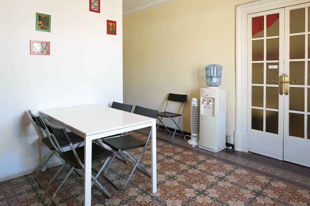 Blue Hostel Barcelona Luaran gambar